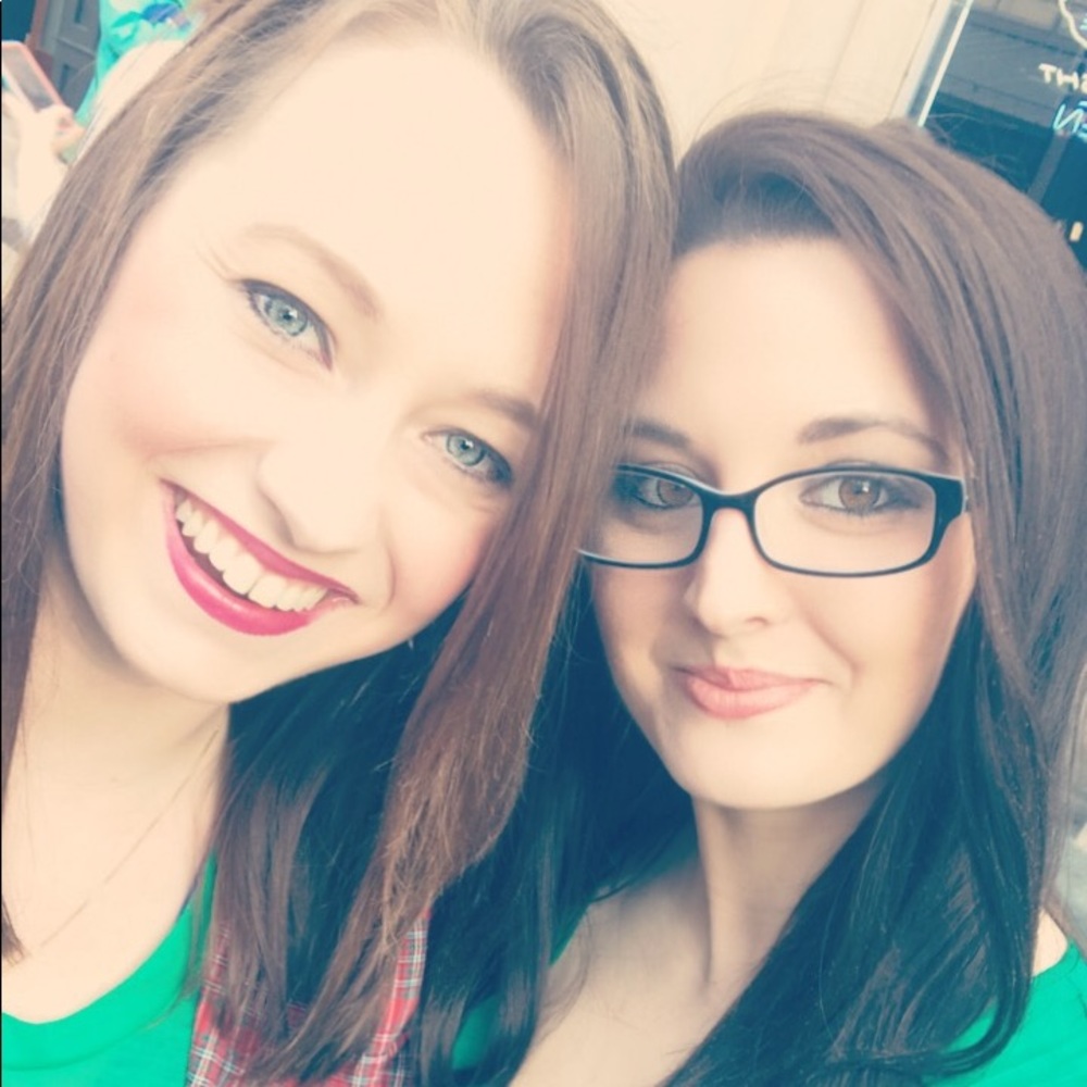 Meet your Posher, Tori